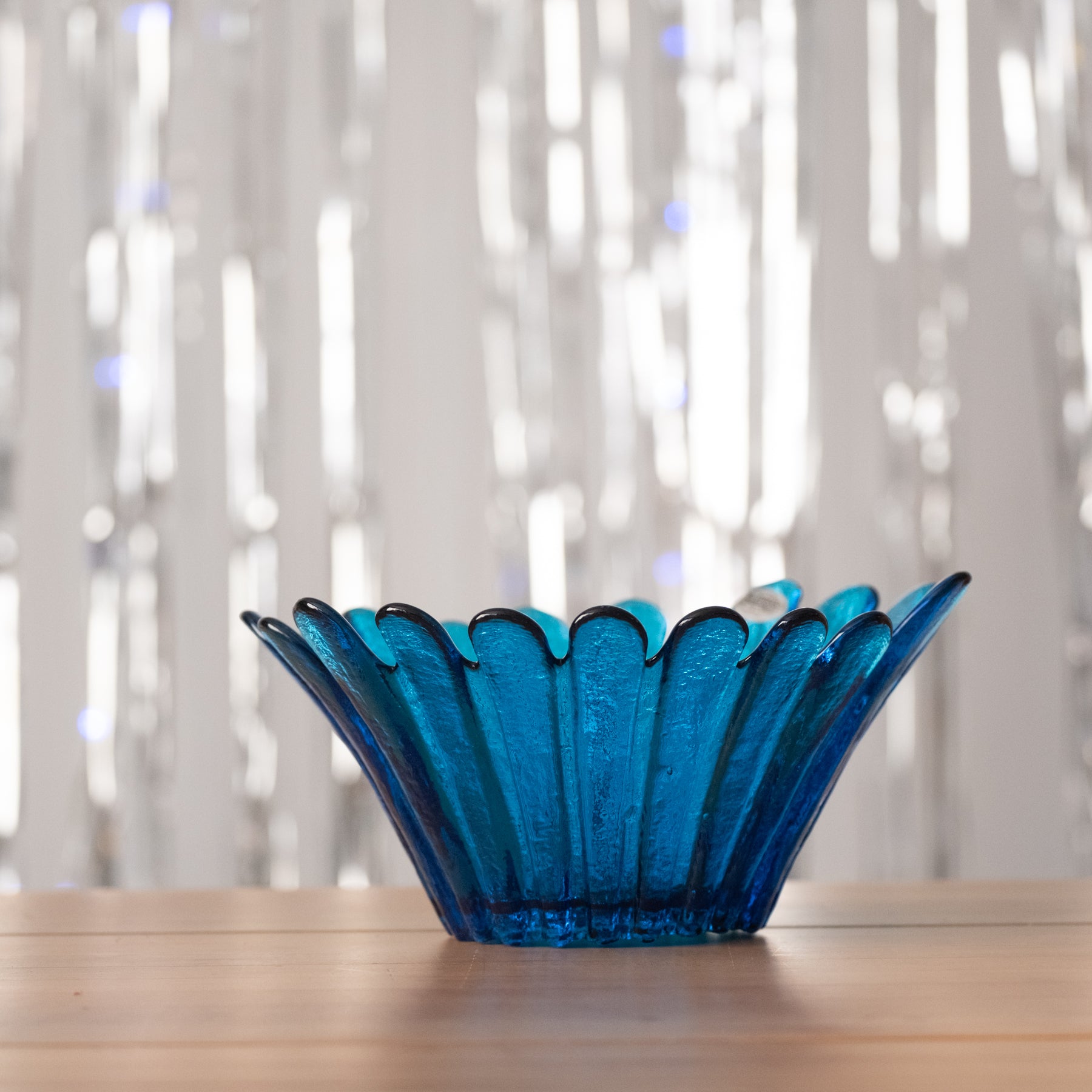 847L Large Daisy Bowl - Turquoise - Second