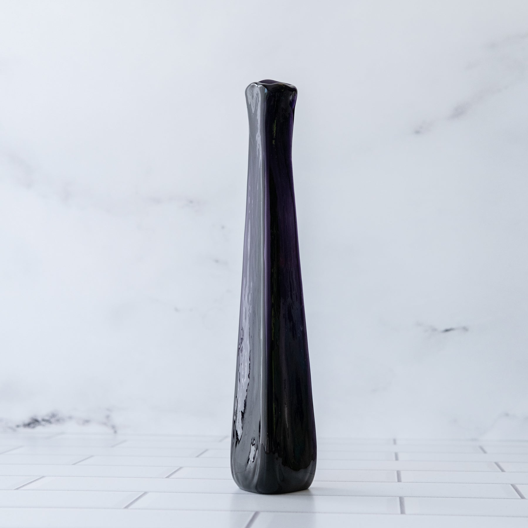 1722 Mini Spire Vase - Spring Crocus