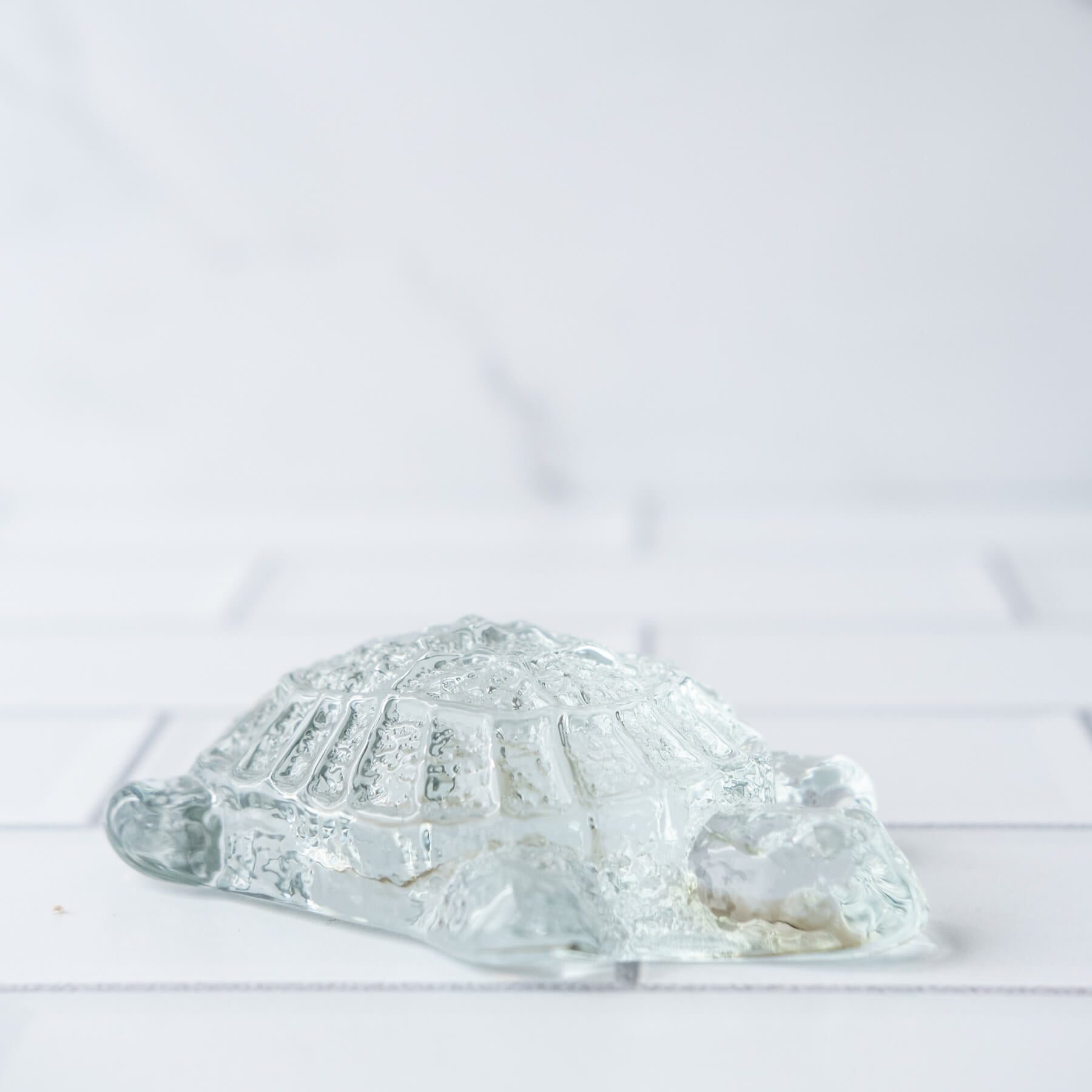 6402P Turtle Critter - Crystal