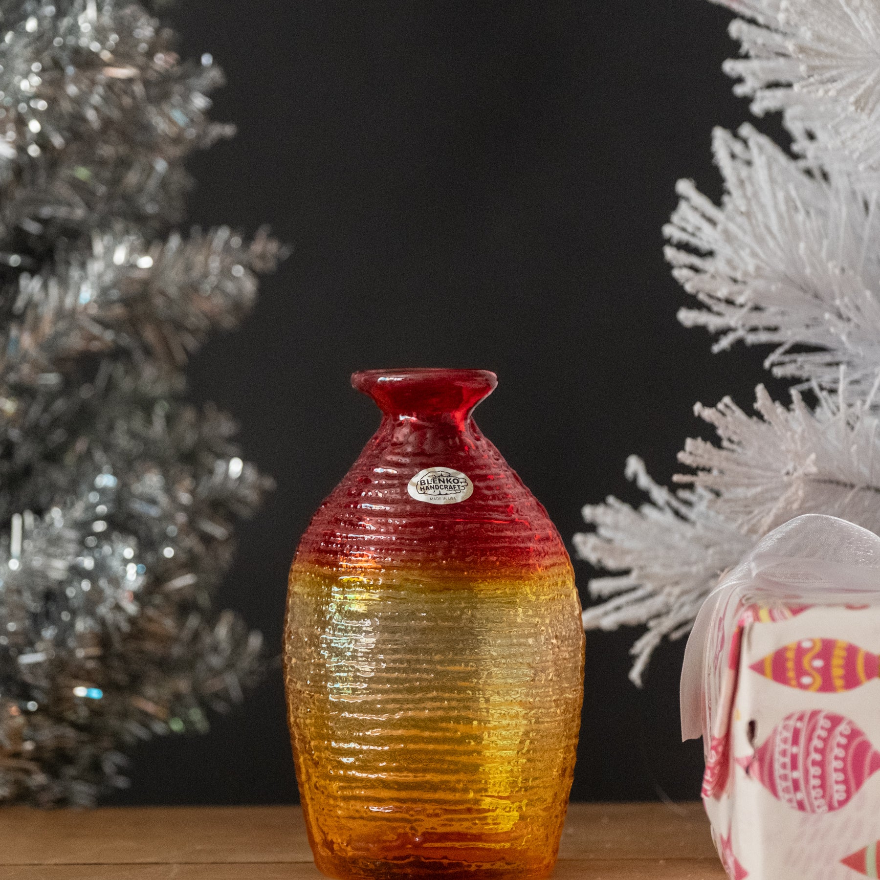 2135S Small Strata Vase - Tangerine - Second