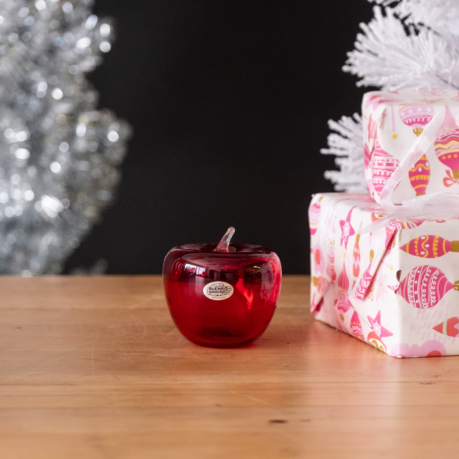 882 Apple - Ruby - Second