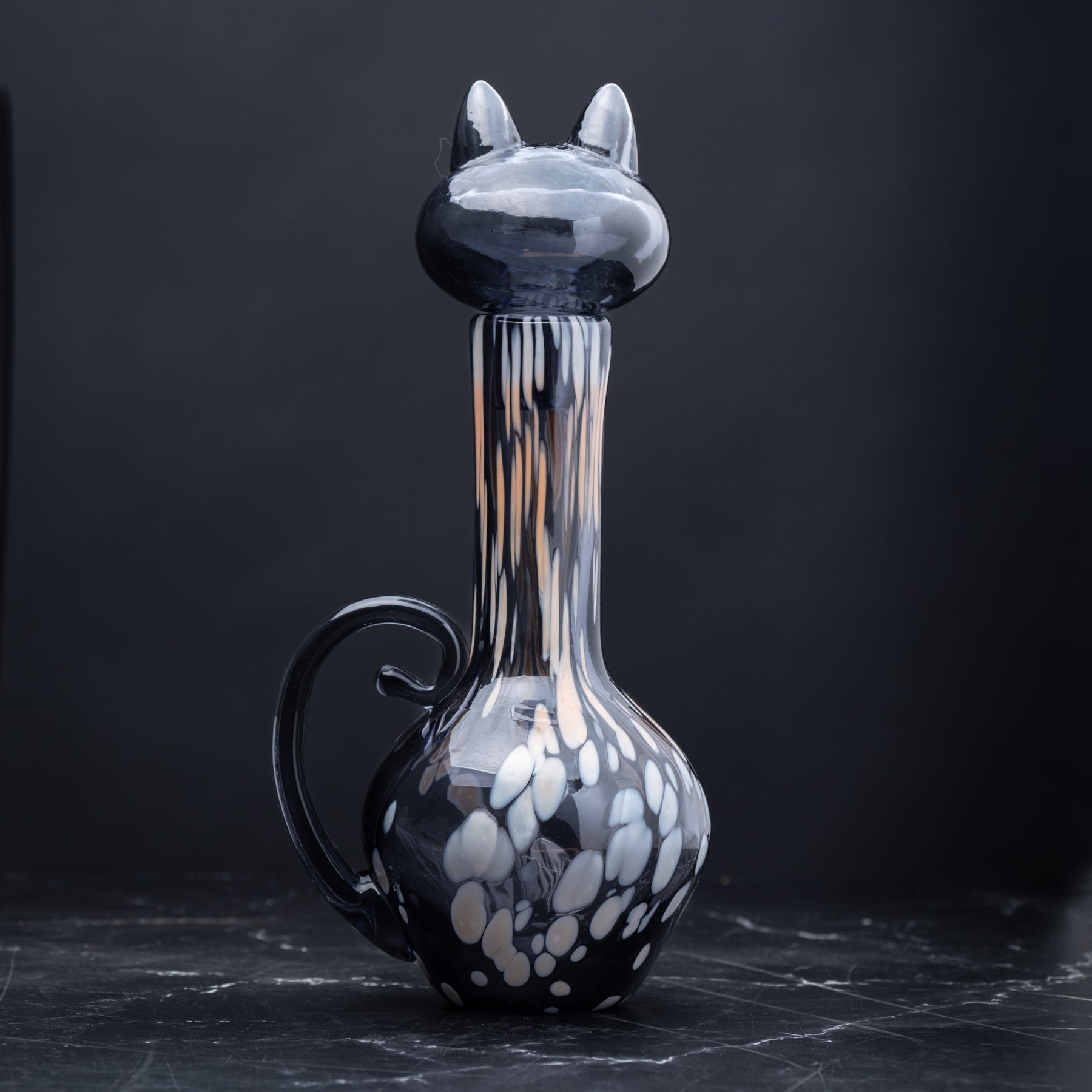 2516 Blenkats "The Mama" Decanter - Heliotrope with Frit