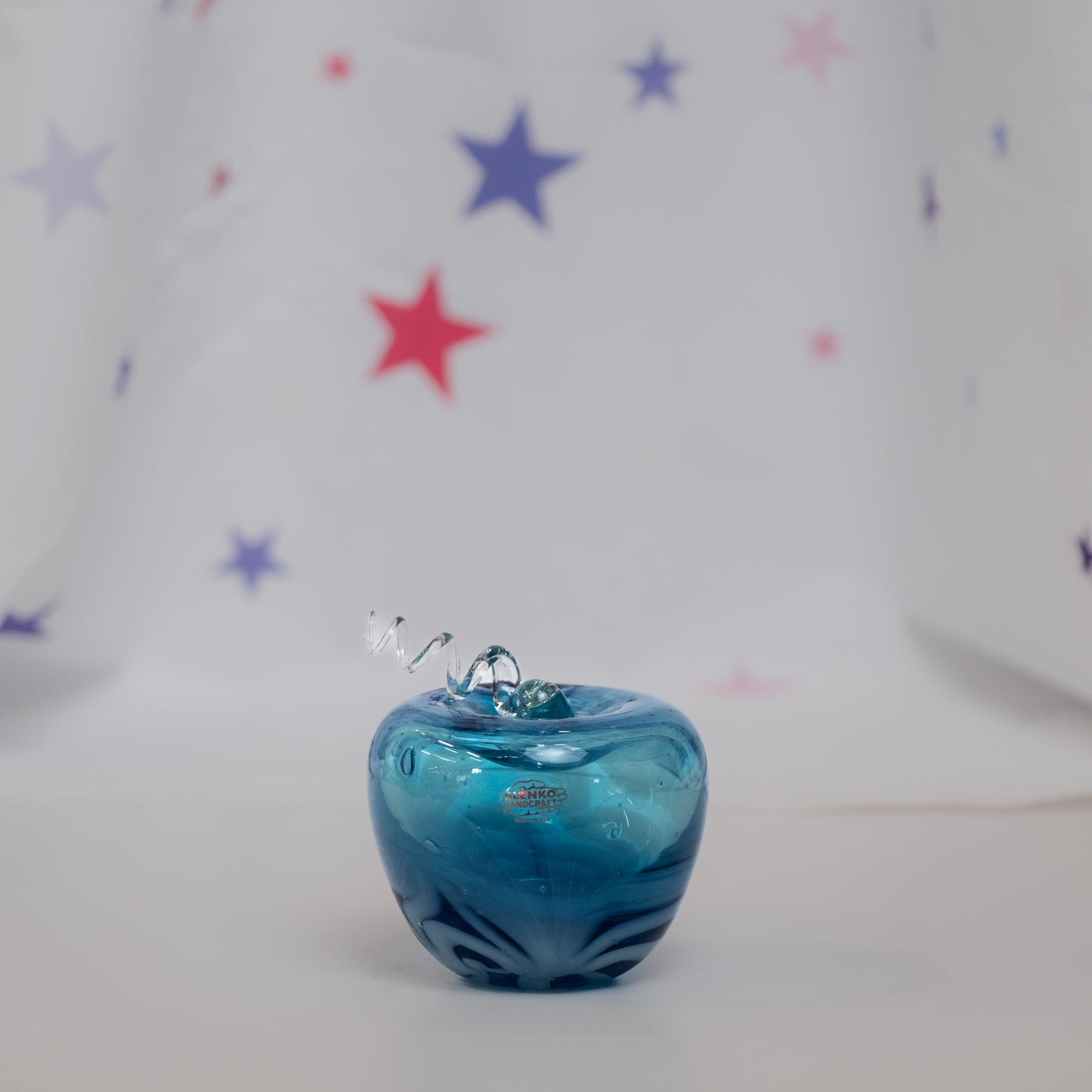 882 Apple - Turquoise with Experimental White